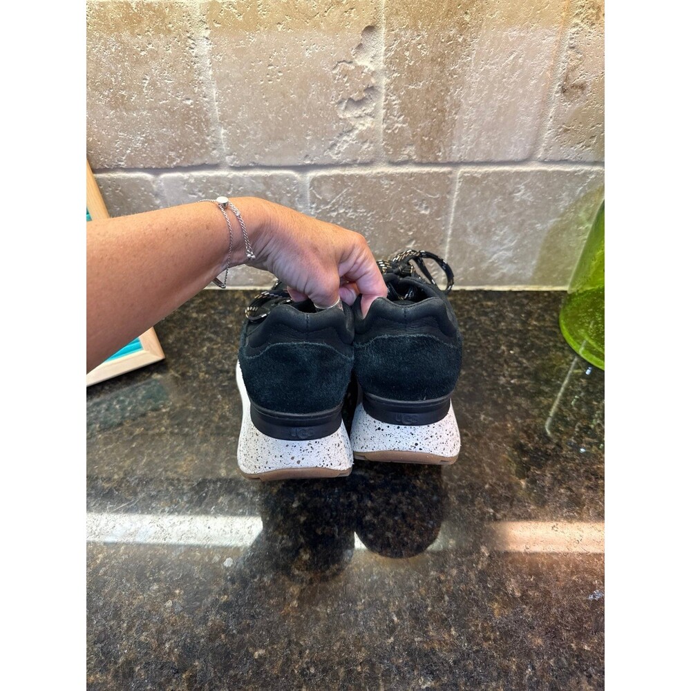 UGG Marin Lace Up Platform Sneakers Black Suede W 8 EUC - Picture 4 of 9